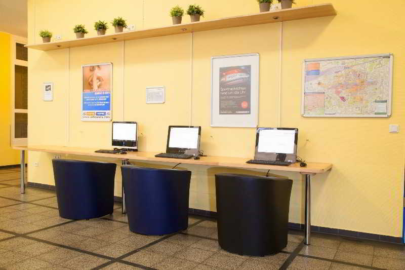 Hotel A&o Hauptbahnhof 2*